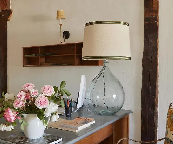 Caserio Aldeallana 4*