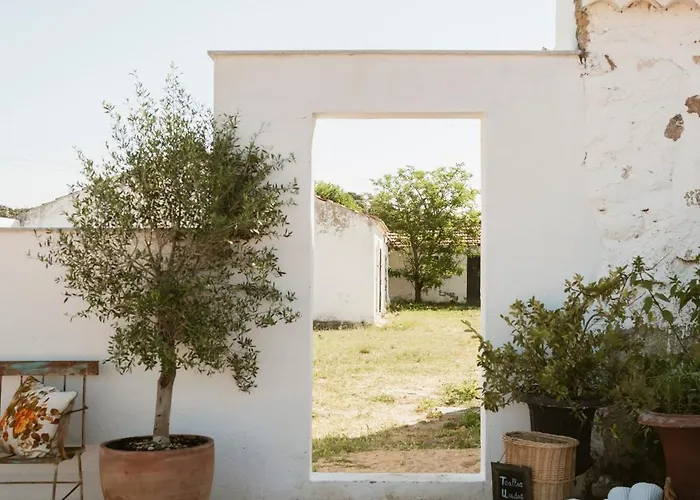 Caserio Aldeallana 4*